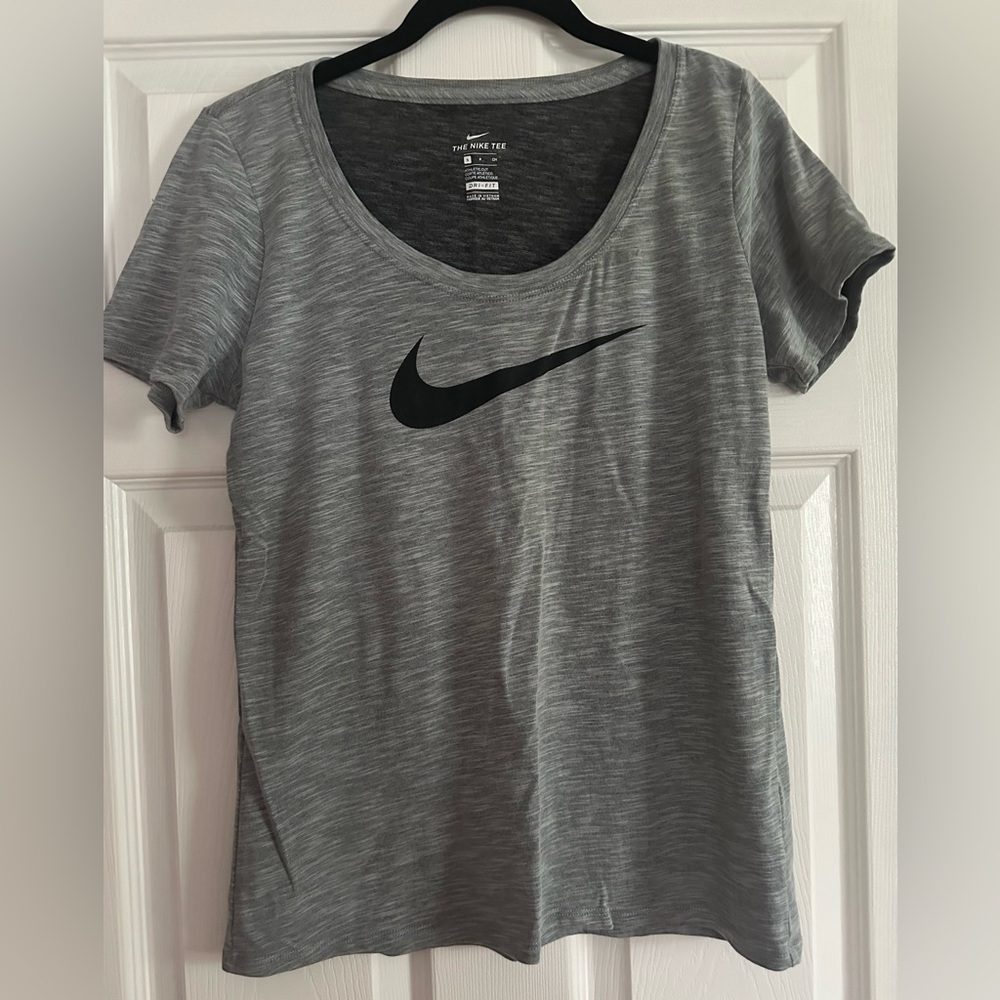 Nike Dri-Fit Gray Tee, S